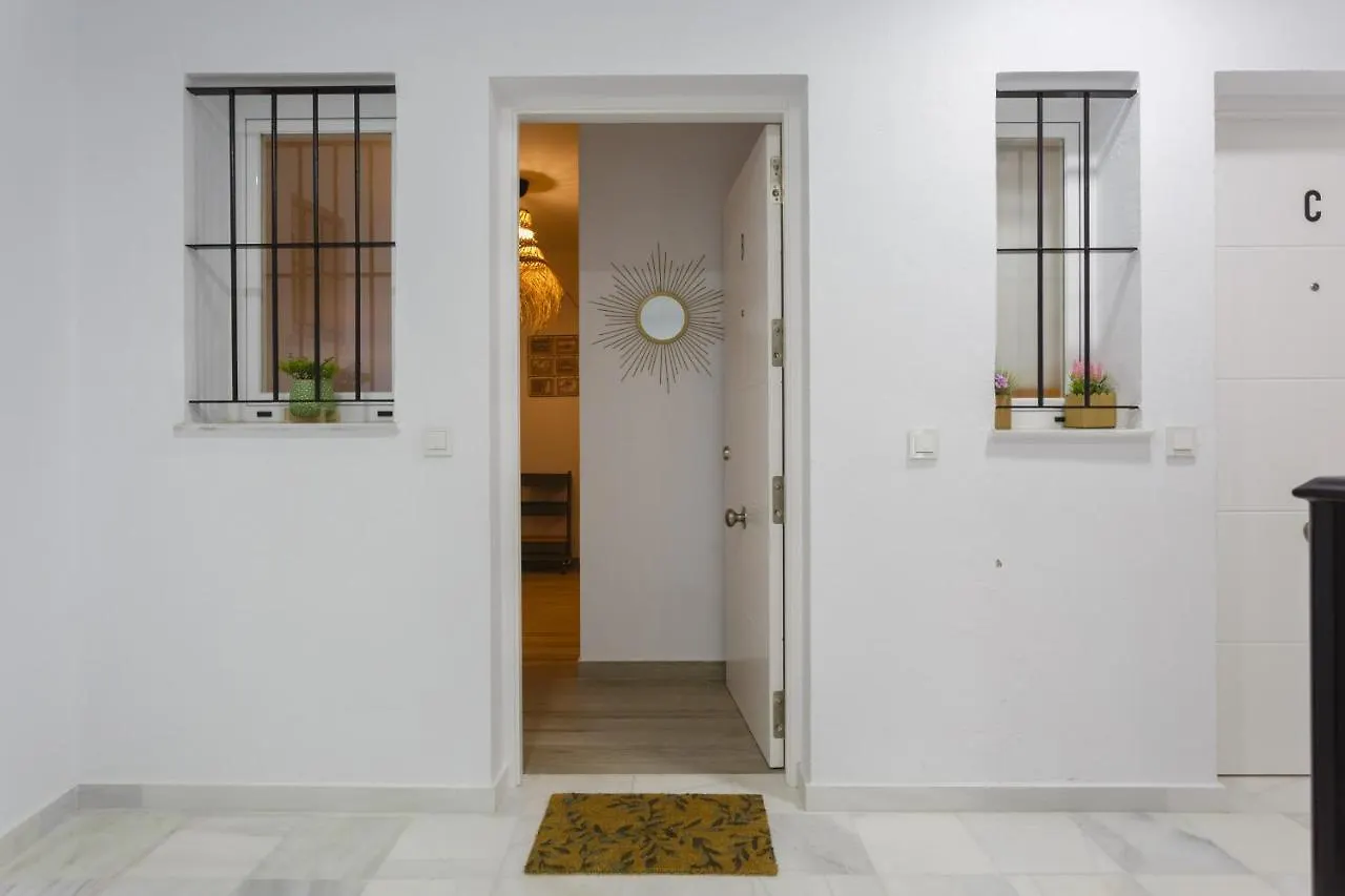 Catedral View Apartment By Cadiz4Rentals 0*, كاديز